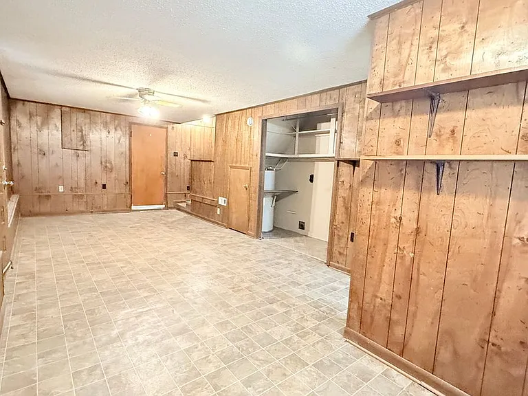 1002 Evins St — Photo 20