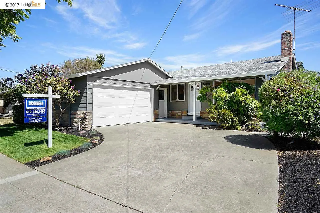 2239 Bennington Ln photo 1
