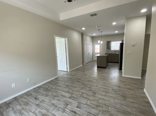 4903 N Hiawatha Dr #4905-03, Pharr, TX 78577