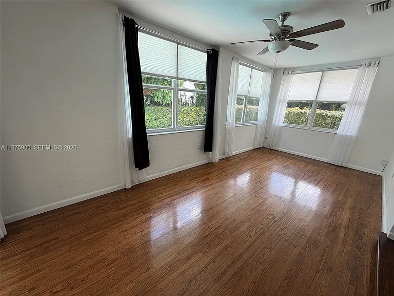 1420 Baracoa Ave — Photo 4