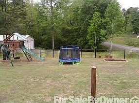 Back Yard
						:
						You can see the shop in the distance.