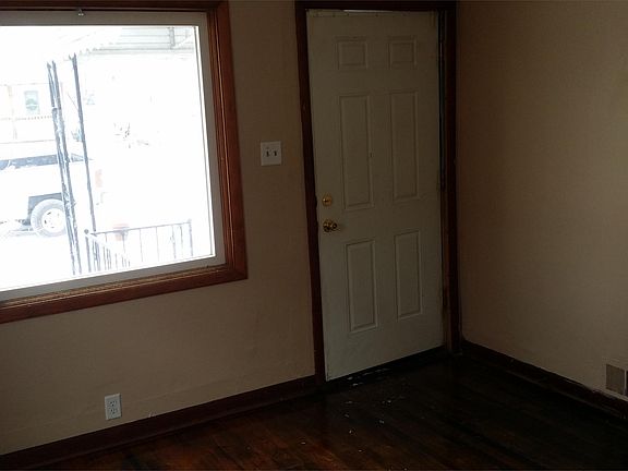 4th image of 1721 S 10th St