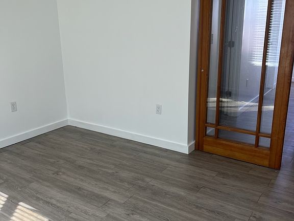 5th image of 2036 Pierce St
