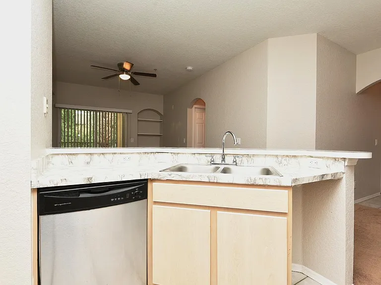 826 Camargo Way #305 — Photo 25