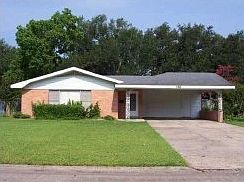 1st image of 138 Petticoat Ln