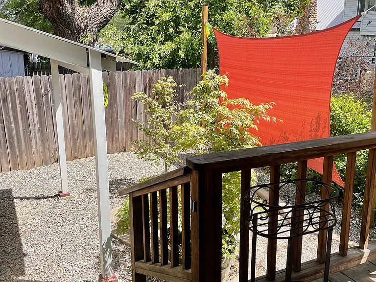 74 Cloman Ave — Photo 10