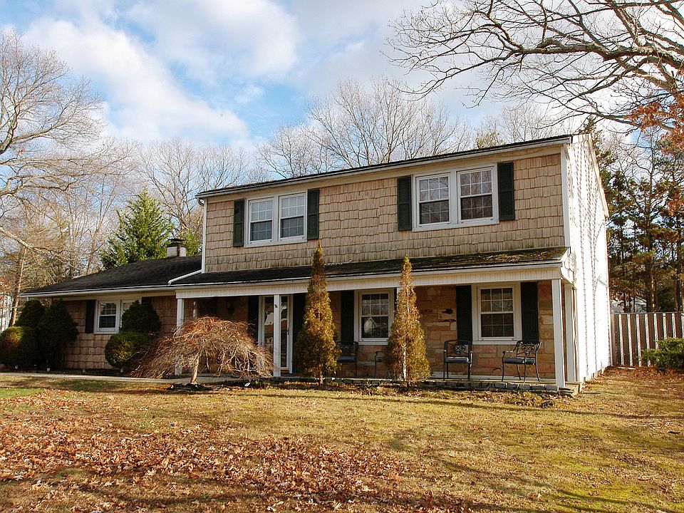 1st image of 6 Cedar Ave
