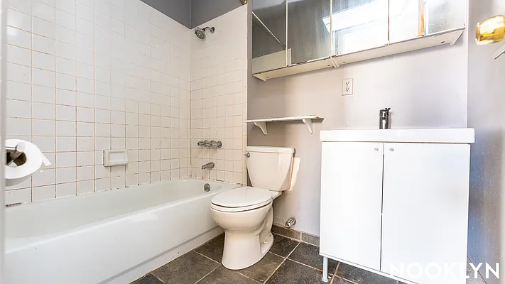 Rented by Nooklyn NYC LLC | media 10