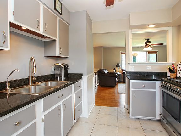 3rd image of 85 W Turner Ave