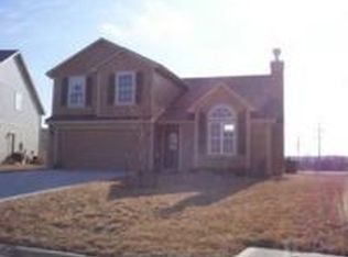 17 Westwood Cir, Ottawa, KS 66067