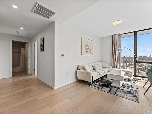 3rd image of 131-02A 40th Road #9H