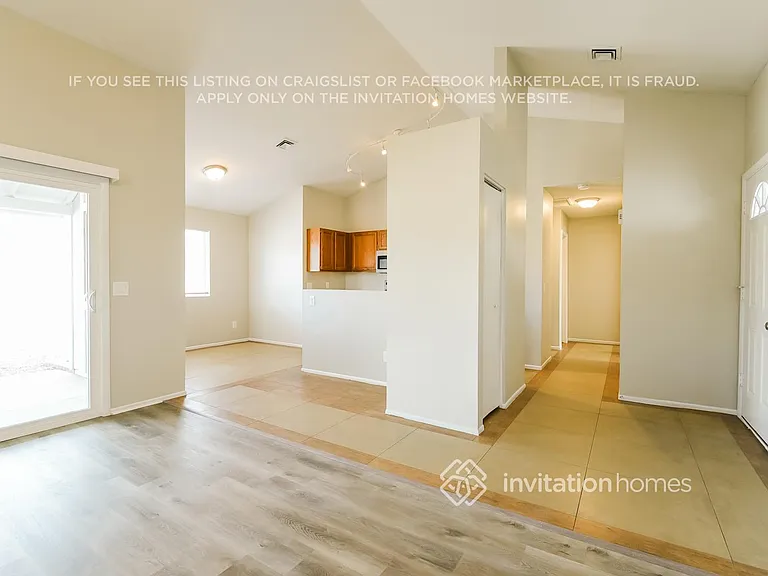 6340 W Grandview Rd — Photo 4