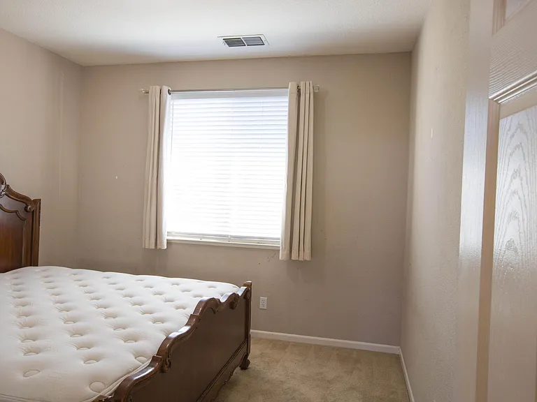 2674 Torrey Pines Dr — Photo 30