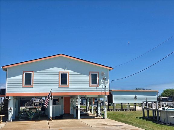 3rd image of 1163 County Road 209