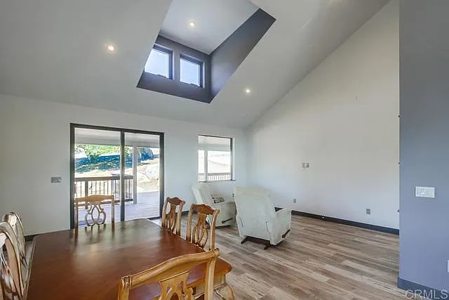 Vista Sierra Dr — Photo 4