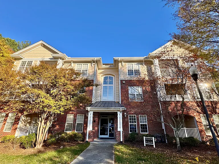 923 Providence Glen Dr #923 — Photo 1