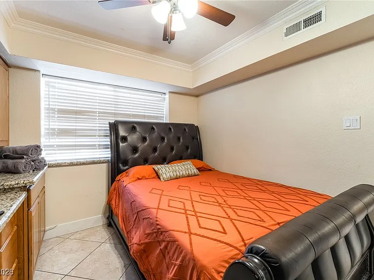 2419 Vegas Valley Dr — Photo 18