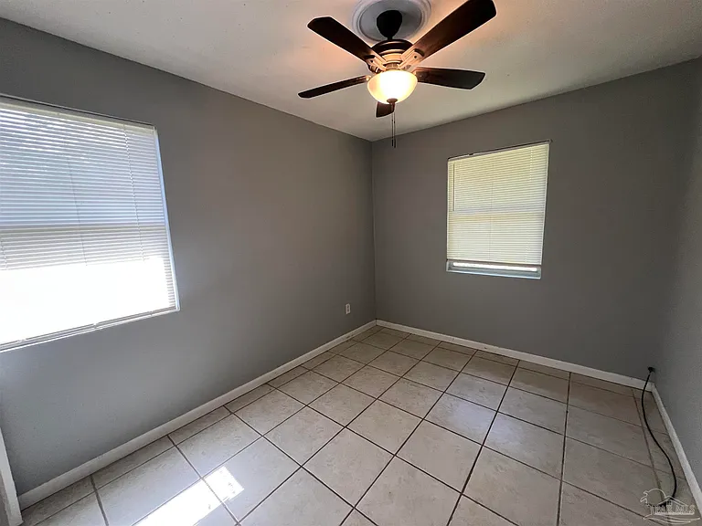 203 Edison Dr — Photo 18