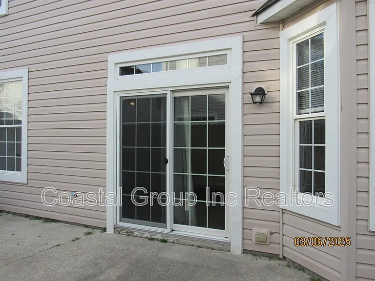 1538 Stillwood St — Photo 35