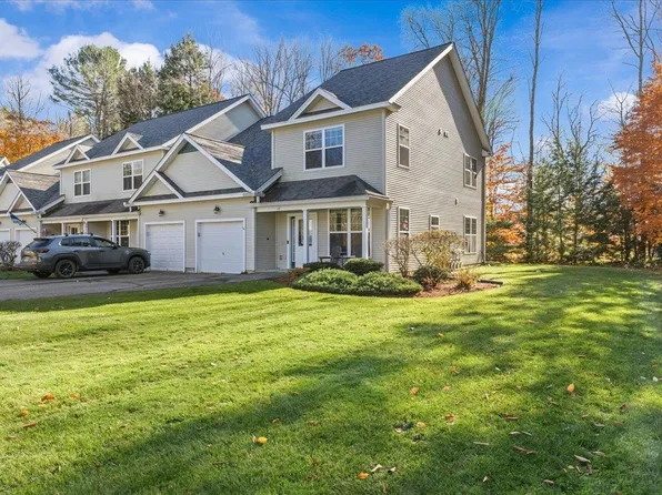 43 Marion Avenue, Essex, VT 05452