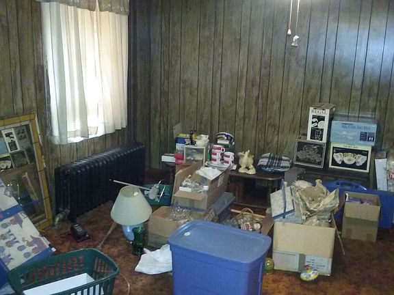 First floor Living room