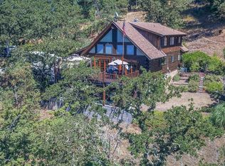 1138 Yokum Rd, Riddle, OR 97469