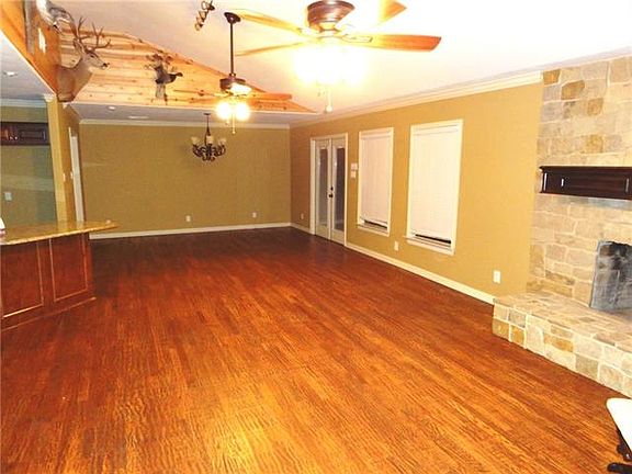 3rd image of 1509 County Road 144