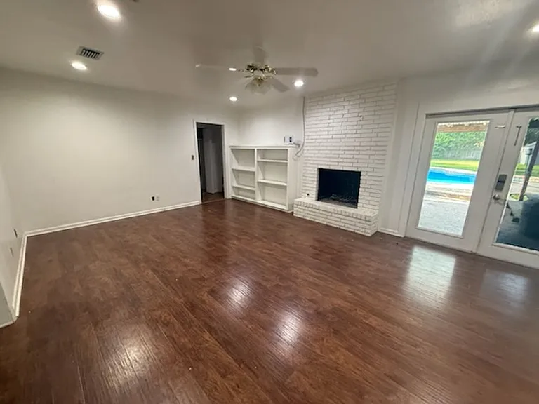1008 Francais Dr — Photo 5