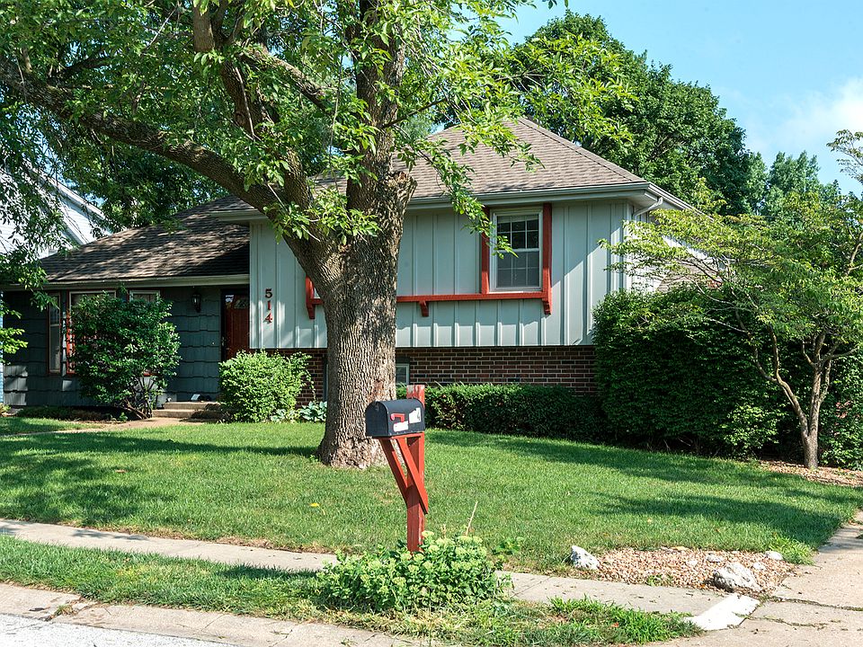 1st image of 514 SW Elwood Dr