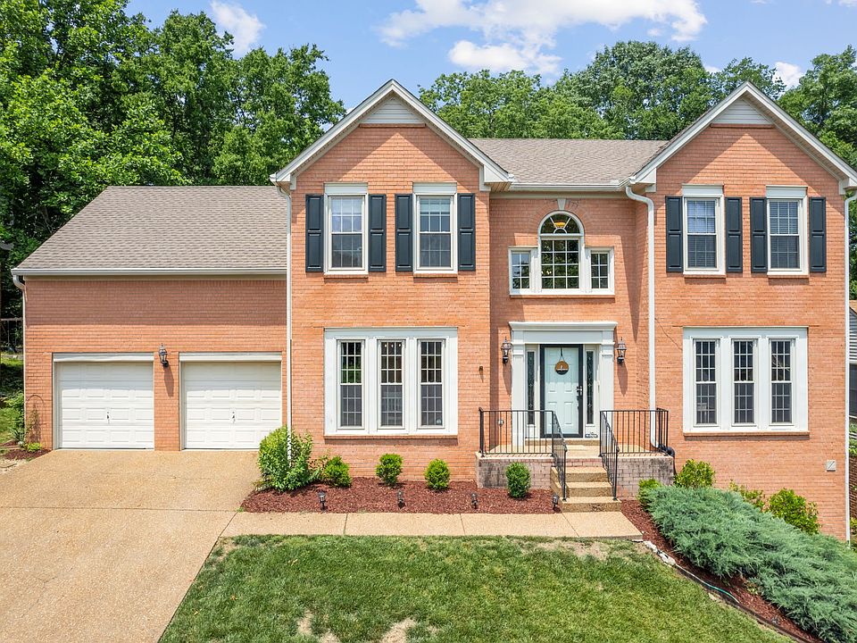 1st image of 1296 Buckingham Cir