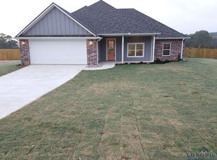 639 Peavine Rd, Kilgore, TX 75662