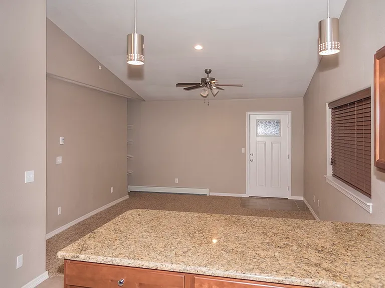521 Murphy Dr #B — Photo 8