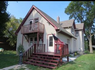 N20W28290 Oakton Rd, Pewaukee, WI 53072