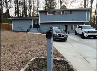 2906 Hermosa Dr, Decatur, GA 30034