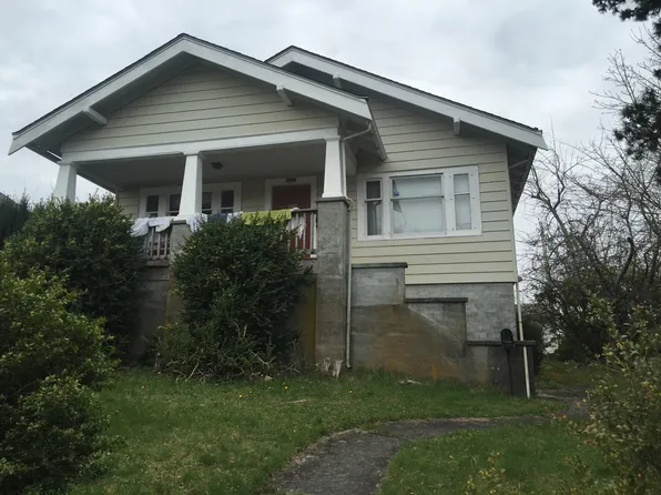 1005 Newell St, Bellingham, WA 98225