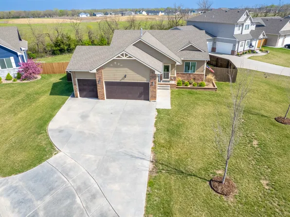 2030 S Cranbrook Ct, Wichita, KS 67207