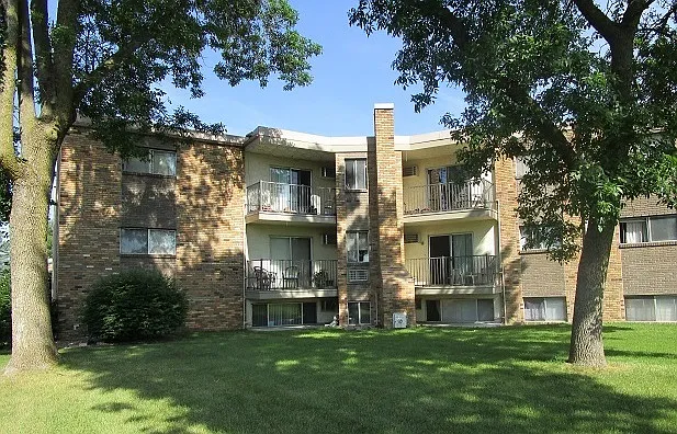 White Bear Manor Apts.