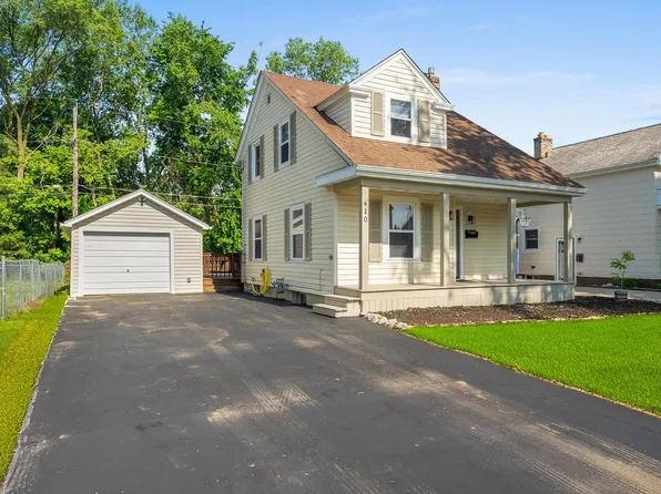 410 Riverview DRIVE, Manitowoc, WI 54220