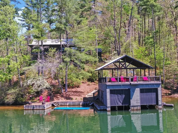 58 Lighthouse Ln, Lakemont, GA 30552