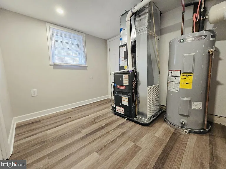 119 Mechanic St — Photo 21