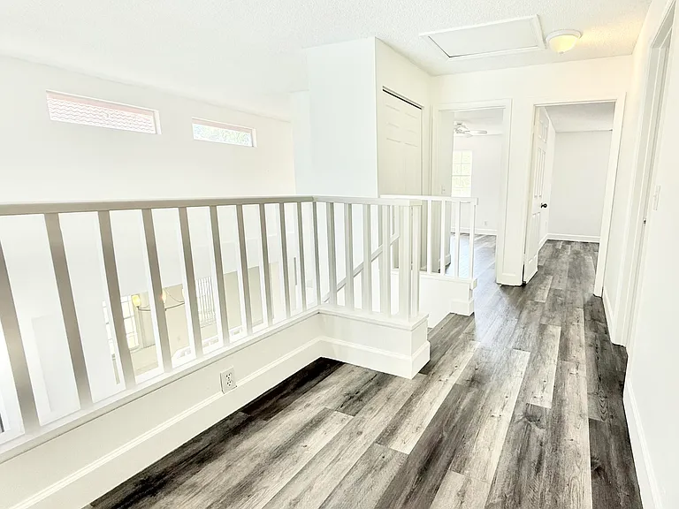 10875 Old Bridgeport Ln — Photo 9