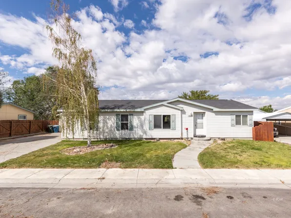 1390 Primrose Ln, Elko, NV 89801