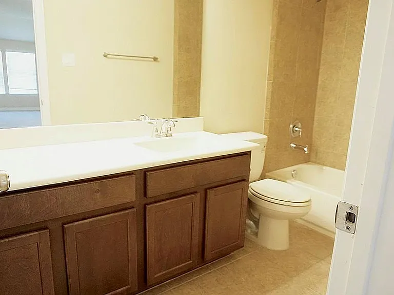 3319 Hawkins Glen Ln — Photo 14