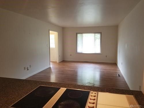 5th image of 6424 Brushwood Ct
