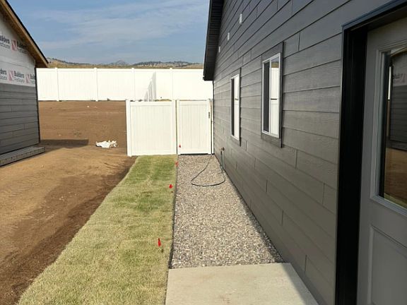3rd image of 36 W Hauser Rd #1