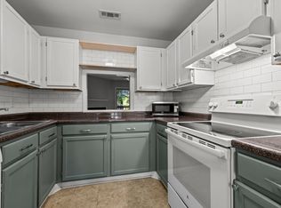 4631 Timbermill Ct APT 203, Raleigh, NC 27612