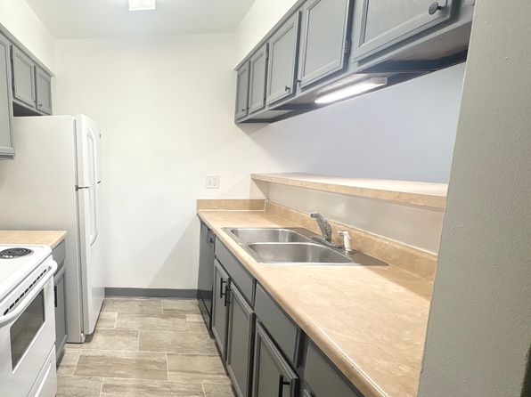 628 Whites Rd APT 11