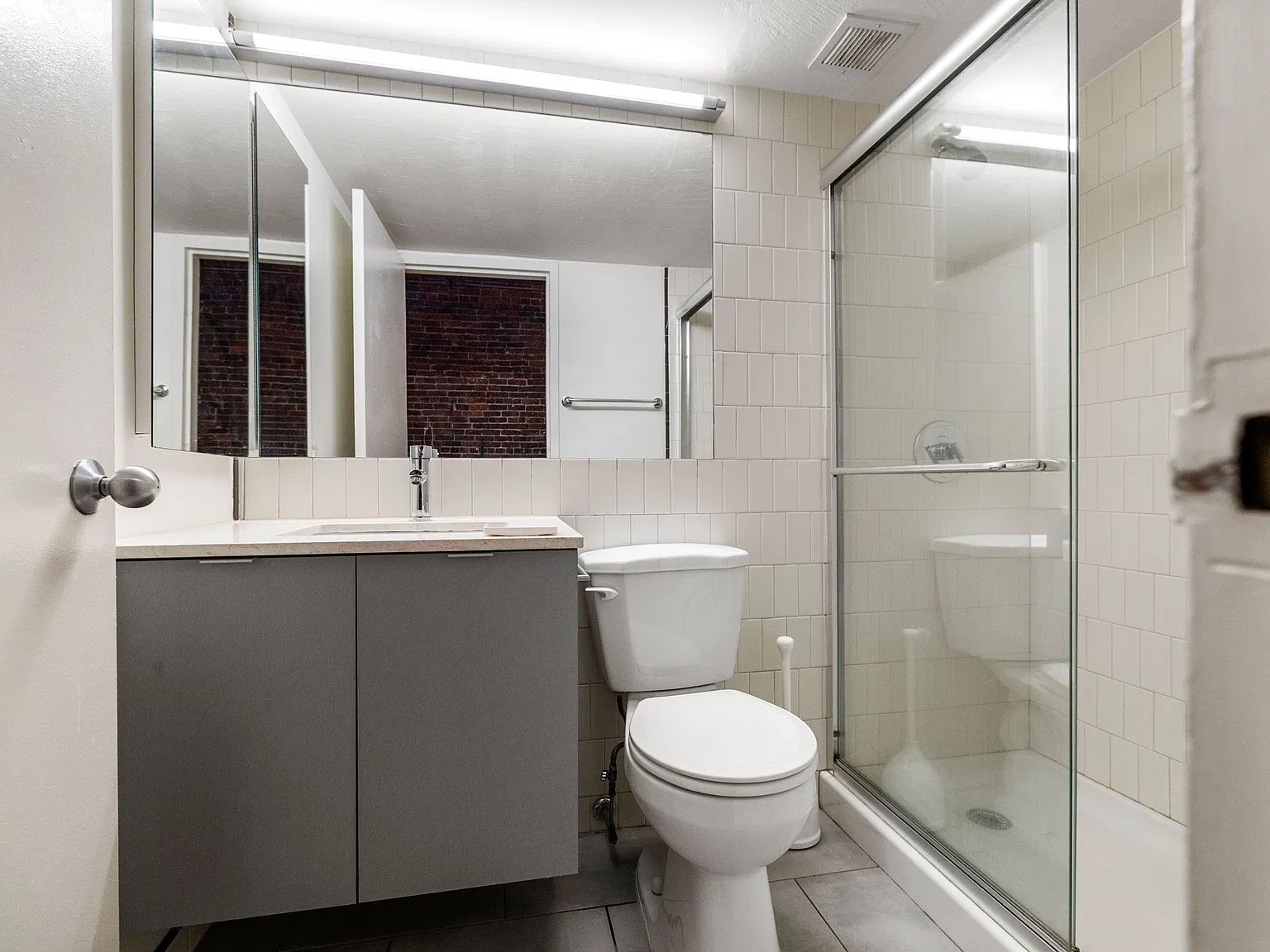 Studio, 550 sqft, $2,900 — Photo 1