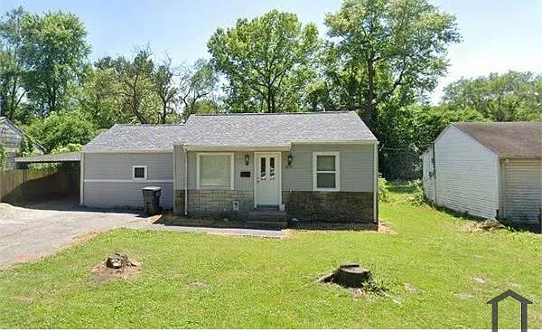 3 bed, 1150 sqft, $1,500 — Photo 1