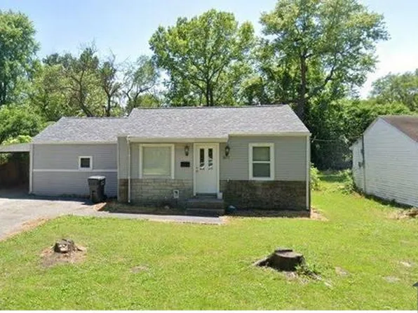 1212 Richard Dr, Cahokia, IL 62206